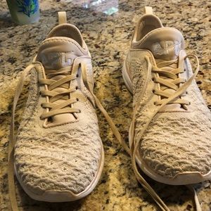 Men’s APL size 10 athletic shoes